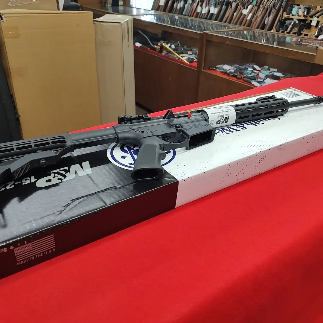 Smith Wesson MP15 22 Sport rifle in factory box with M-LOK handguard